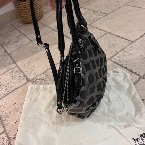 Purse - Picture 2 of 4